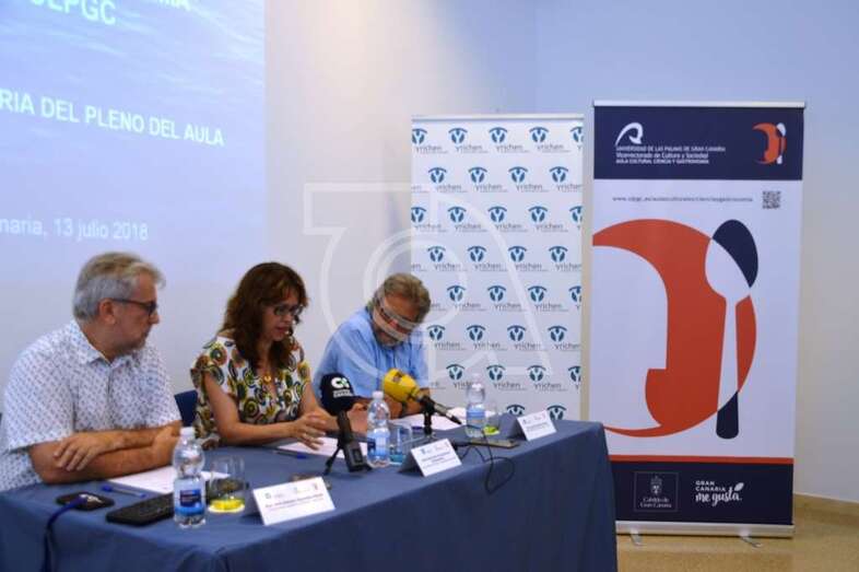 Acto de presentación del Aula Cultural Ciencia y Gastronomía de la ULPGC en la sede de Yrichen (Foto TA)
